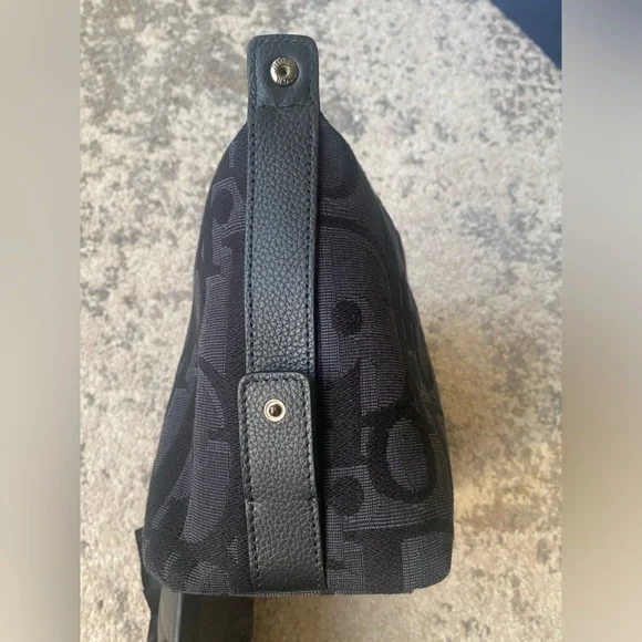 Dior Maxi Dior Oblique jacquard Toiletry bag - Picture 11 of 15